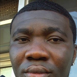 Meet your Posher, Nanayaw